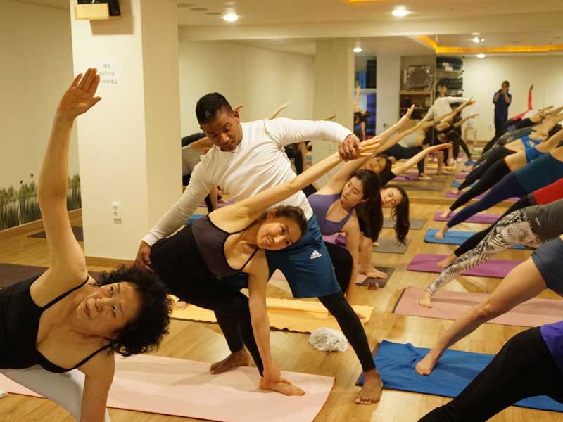 How to Create and Maintain a Home Yoga Practice