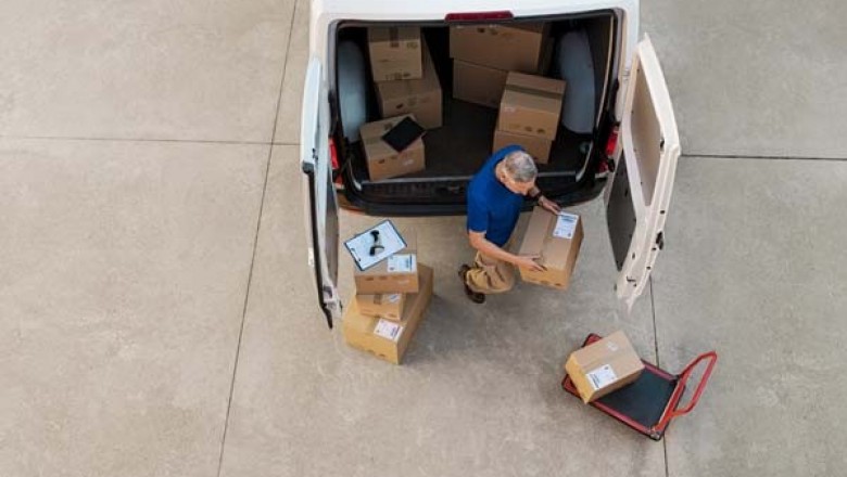 Advantages Of Selecting Parcel Delivery Services