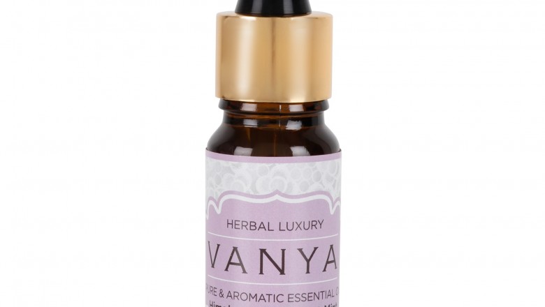 Buy Himalayan Bergamot Mint Essential Oil Online from Vanya Herbal