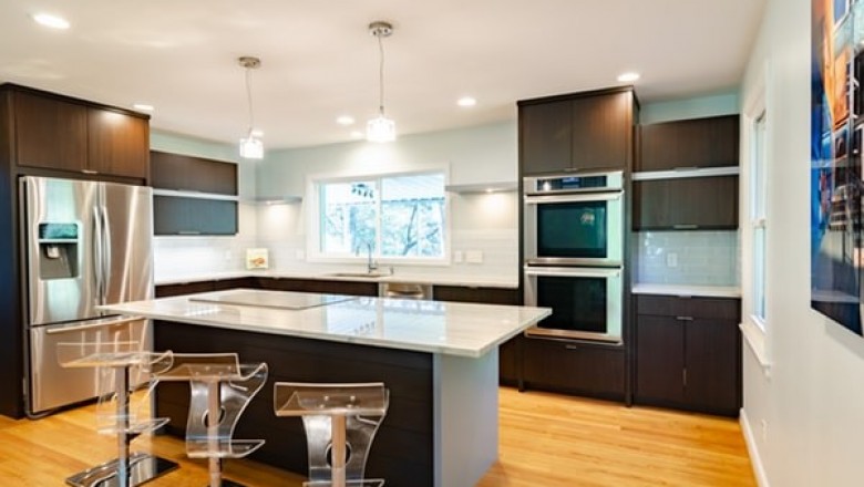 What's the Difference Between a Refaced Cabinet And a Custom Cabinet San Diego?