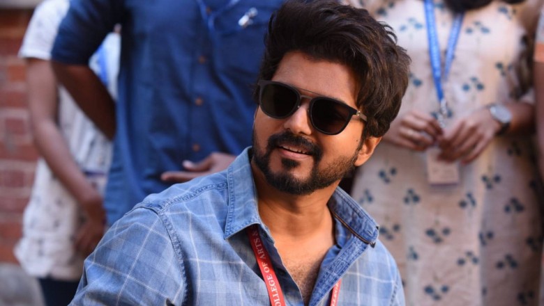 One more iconic picture of Thalapathy is ready to hit viral on Internet.