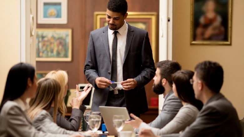 How to Improve Customer Experience Using Resource Management Tools
