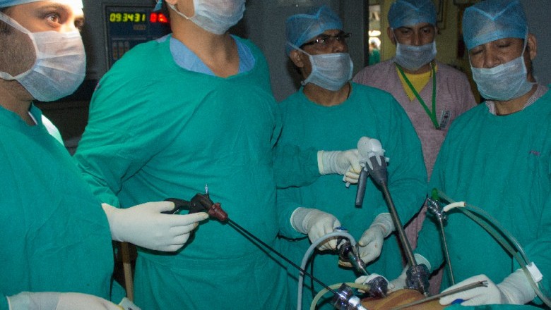 Basic laparoscopy course