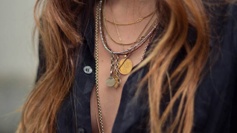 HOW TO | LAYER YOUR DAINTY JEWELLERY