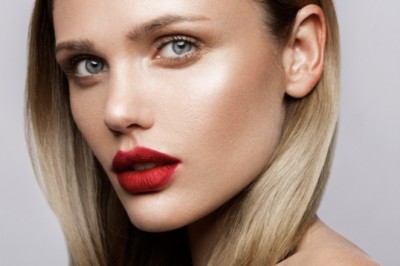 Book A Model Online