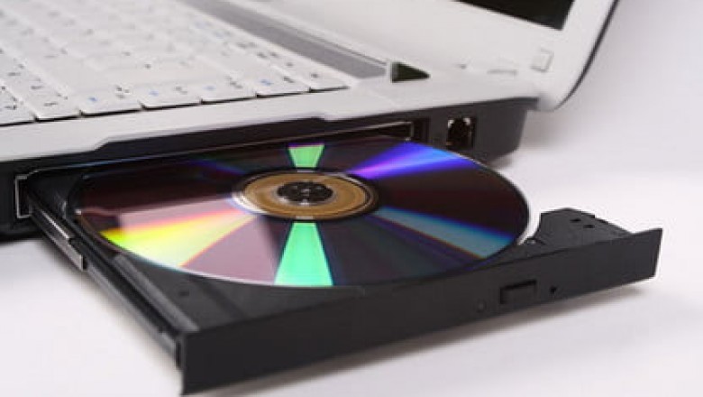 How to install antivirus in laptop without CD drive?