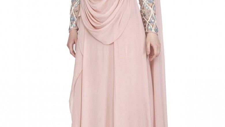Saree Gown is the combination of western gown and Indian saree