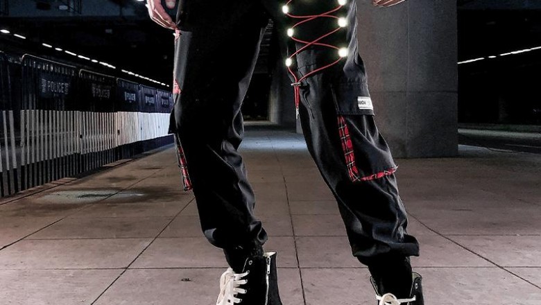Reflective Fabrics - Do You realize Their Origin?