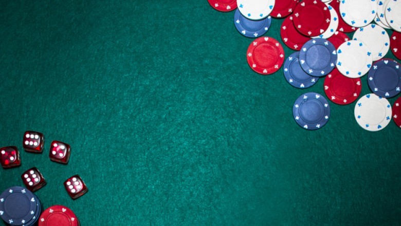 Situs PlayerQQ - Situs Terbaik Berdasarkan Survey Penjudi Di Tahun 2020