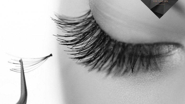 Get Beautiful Eyelash Extensions with Nboutique Lash Experts. Enjoy Home Eyelash Extension Services at Your Ease. Visit Now to Learn More: www.nboutique.ae