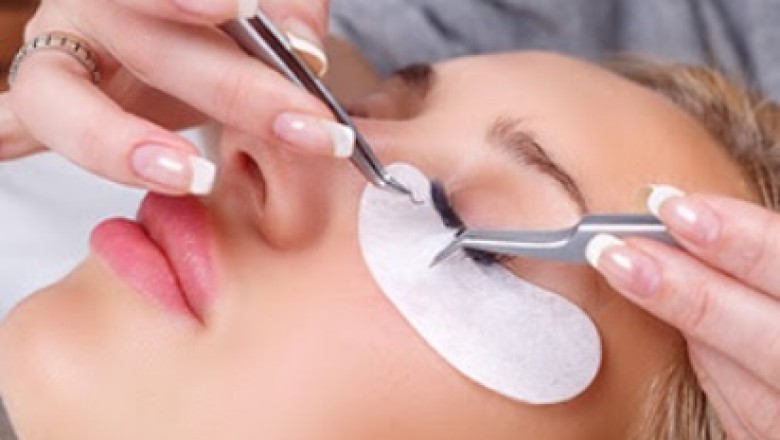 4 Things to Consider Before Starting Your Own Nail Technician Business