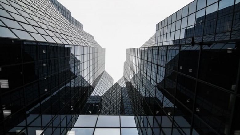 Why Trust Professionals for Emergency Glass Repair Campbelltown