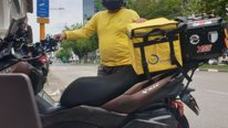 Highly trained service crew in Singapore