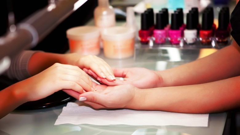 Top 5 Job Opportunities After Doing Professional Eyelash Extension Course