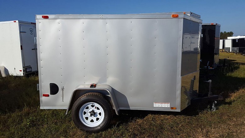 Single Axle Enclosed Trailer