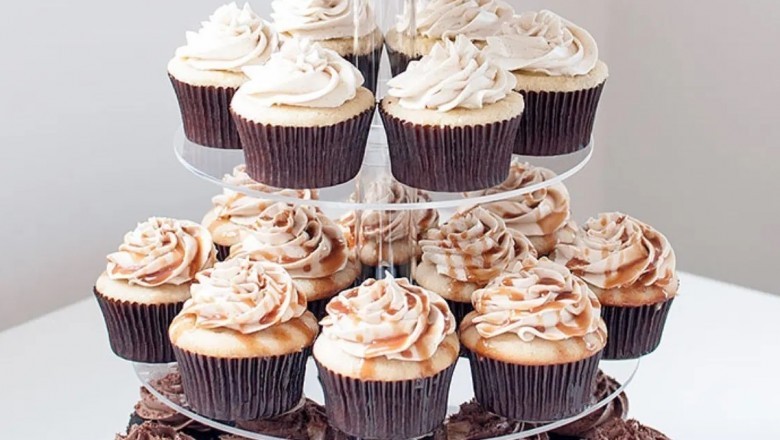 Cake Decorating Business - Wedding Anniversary Cakes