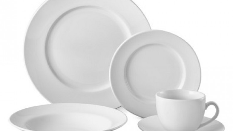 Why Pick Up White Dinnerware?