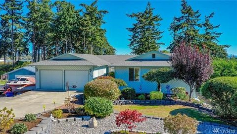 Search for Real Estate and Homes for sale in Oak Harbor