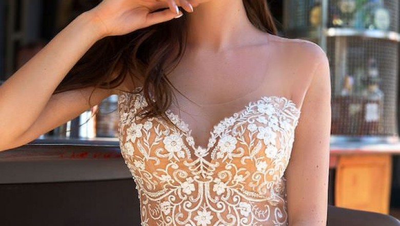 Colored Wedding Dresses & Bridal Gowns 2021 Need to See