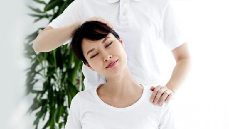 What Does Chiropractic Neck Treatment Involve?
