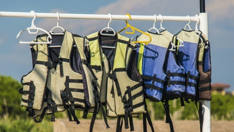 The Advantages and Uses of Reflective Tape Iron on