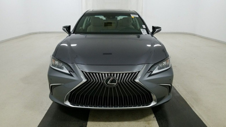 Cars for sale in the Sultanate of Oman