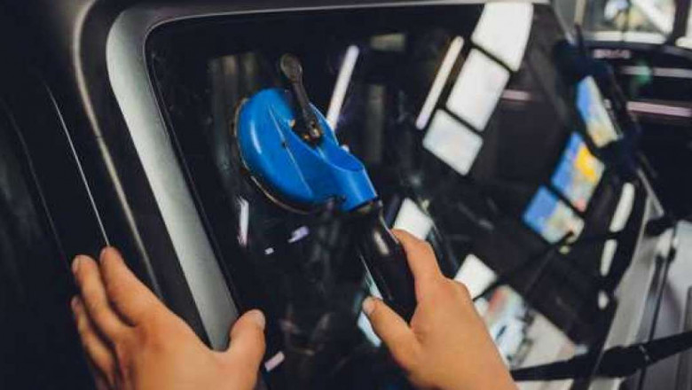 Glass repair service at your doorstep? Avail the benefits of discount mobile glass, Tulsa OK