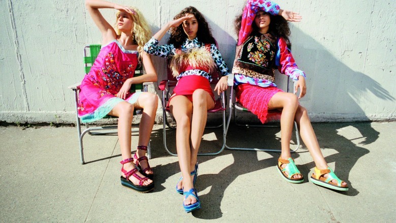 Women Trendy Summer Tops In UK – Learn Some Secrets Of Successful Summer Dresses Now!