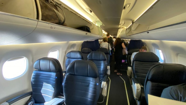 Is there a live chat option on American Airlines? | davidcowney