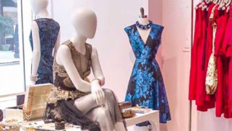 Online clothing rental market; Renting Clothes Could Be the Future of Fashion