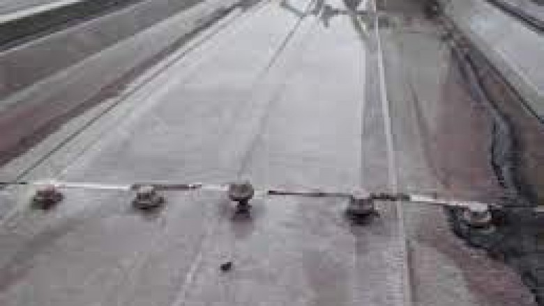 industrial leaking roof repair