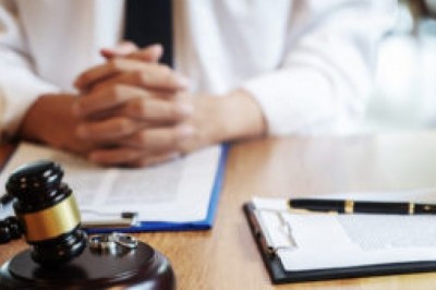 3 Reasons to Hire a Houston Divorce Lawyer and Why Work with a Fort Worth Adoption Agency?