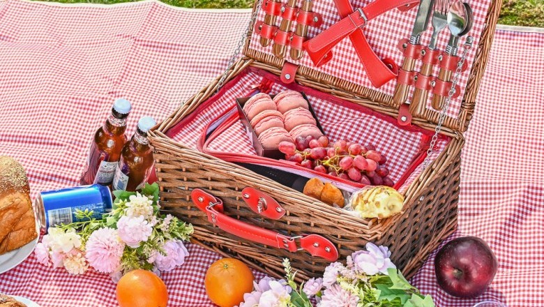 Different Uses for Wicker Picnic Baskets