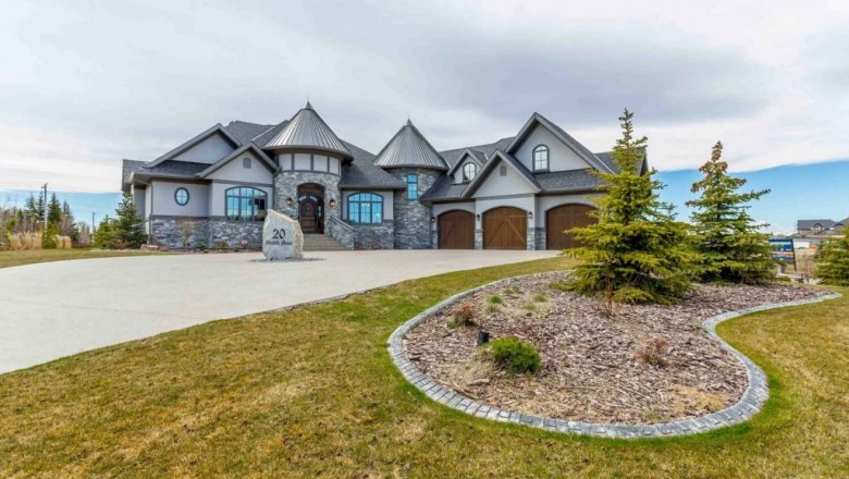 Experts and Professionals You Need for Home Building