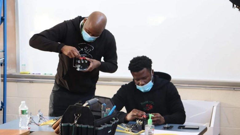 Reasons and Steps to becoming an electrician: PTTI Alumni speaks!