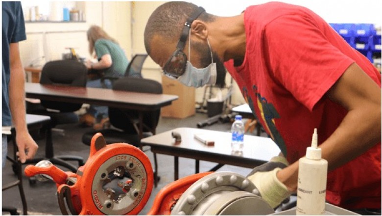 Join certification program in plumbing/pipefitting today!