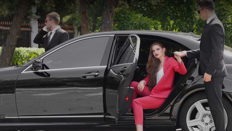 Are you looking for Geneva private chauffeur?