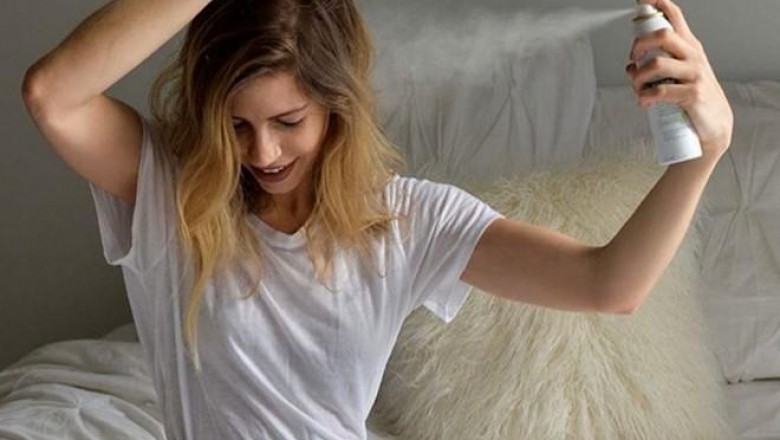 Dry shampoos reduce hair greasiness without the use of water.