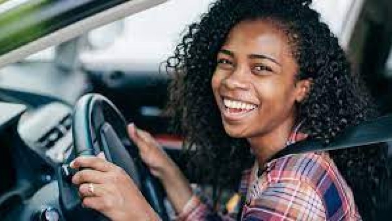 Can international students drive in Canada?