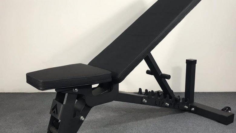 DO YOU KNOW THIS MEASURE OVER GYM BENCH.