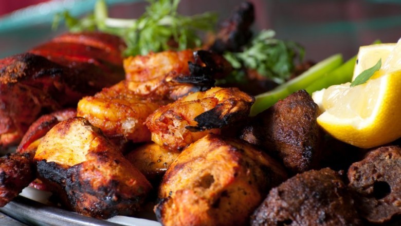 Get Mirch Massala’s contact details with phone number for European fast food collection and delivery.
