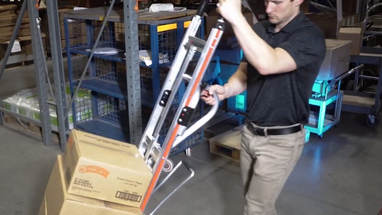 The Material Handling Equipment You Need to Optimize Your Business’s Curbside Pickup