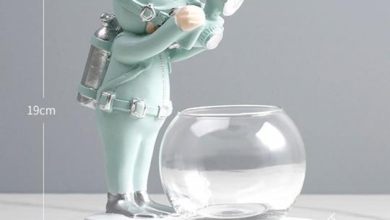 Astronaut Resin Decorative Flower Pots |syireproducegroup visit our website