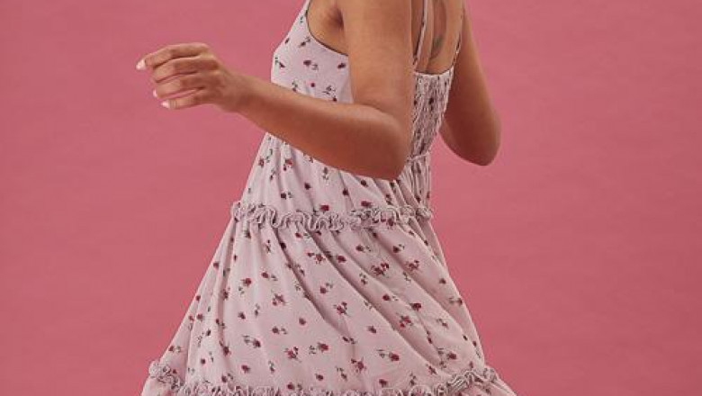 4 Reasons Staying in Is the Perfect Time to Dress Up