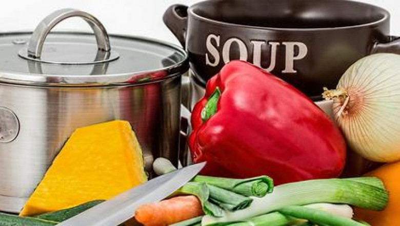 DELICIOUS & HEALTHY MEALS WITH JUST A SINGLE CLICK