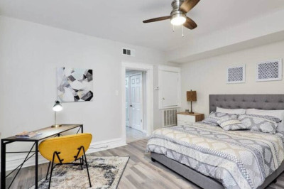 Travellers | Sandpiper - Staging Companies St Louis