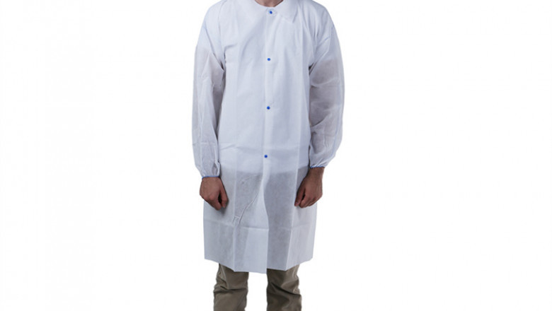 SURGICAL GOWN COLD ENVIRONMENTS RISKS AND CONSTRAINTS