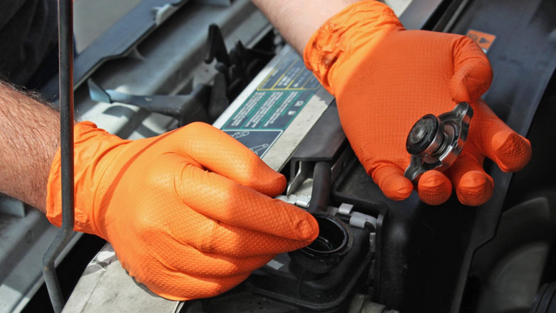 Nitrile Exam Gloves Tested to Deliver a Higher Level of Protection