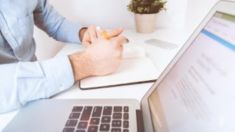 Contractpedia:Robust Contract Management System for Businesses