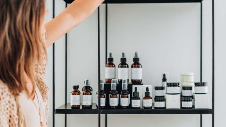 Sensitive Blemish-Prone Skin? You Can Take Care of It Naturally